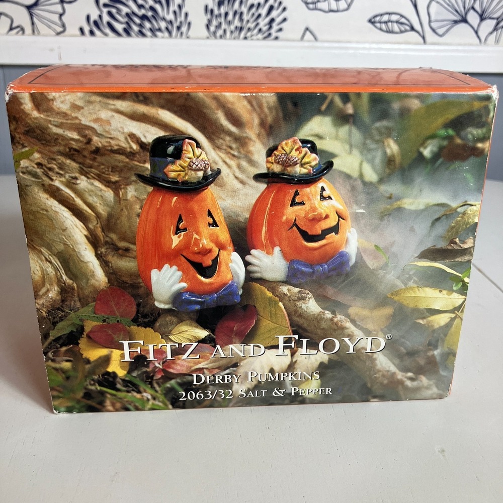 VTG 2000 Fitz & Floyd Derby‎ Pumpkin Salt & Pepper Shakers Original Macy's Box